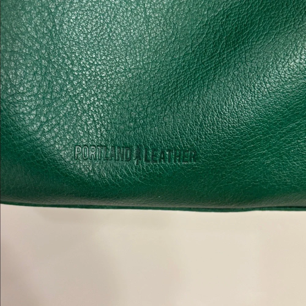 Aspen Large in Bacalar by Portland Leather, New in Box - Picture 4 of 13